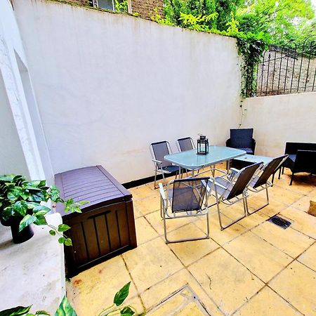 Spacious & Cosy 2 Bedroom Home Plus 2 Sofa-Beds With Private Entrance And Back Patio, 3 Min Walk To Earl'S Court Station London Exterior foto